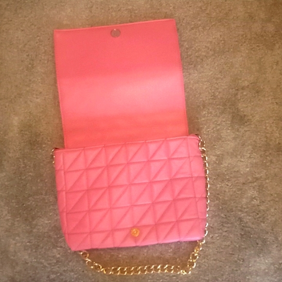 Pink Handbag from Shein!!! - Picture 2 of 2